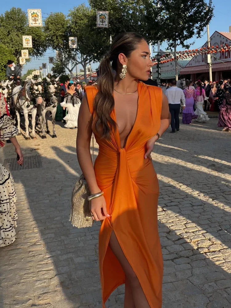 Women's Sleeveless Ruched Maxi Dress - Wedding Guest Dress with Deep V-Neck