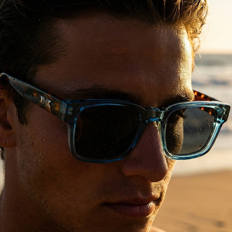 Women's Square Retro Polarized Sunglasses Tortoiseshell Accent and Lightweight Frame