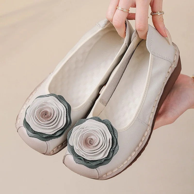 Women's Floral Appliqué Comfort Loafers - Slip-On Flexible Sole