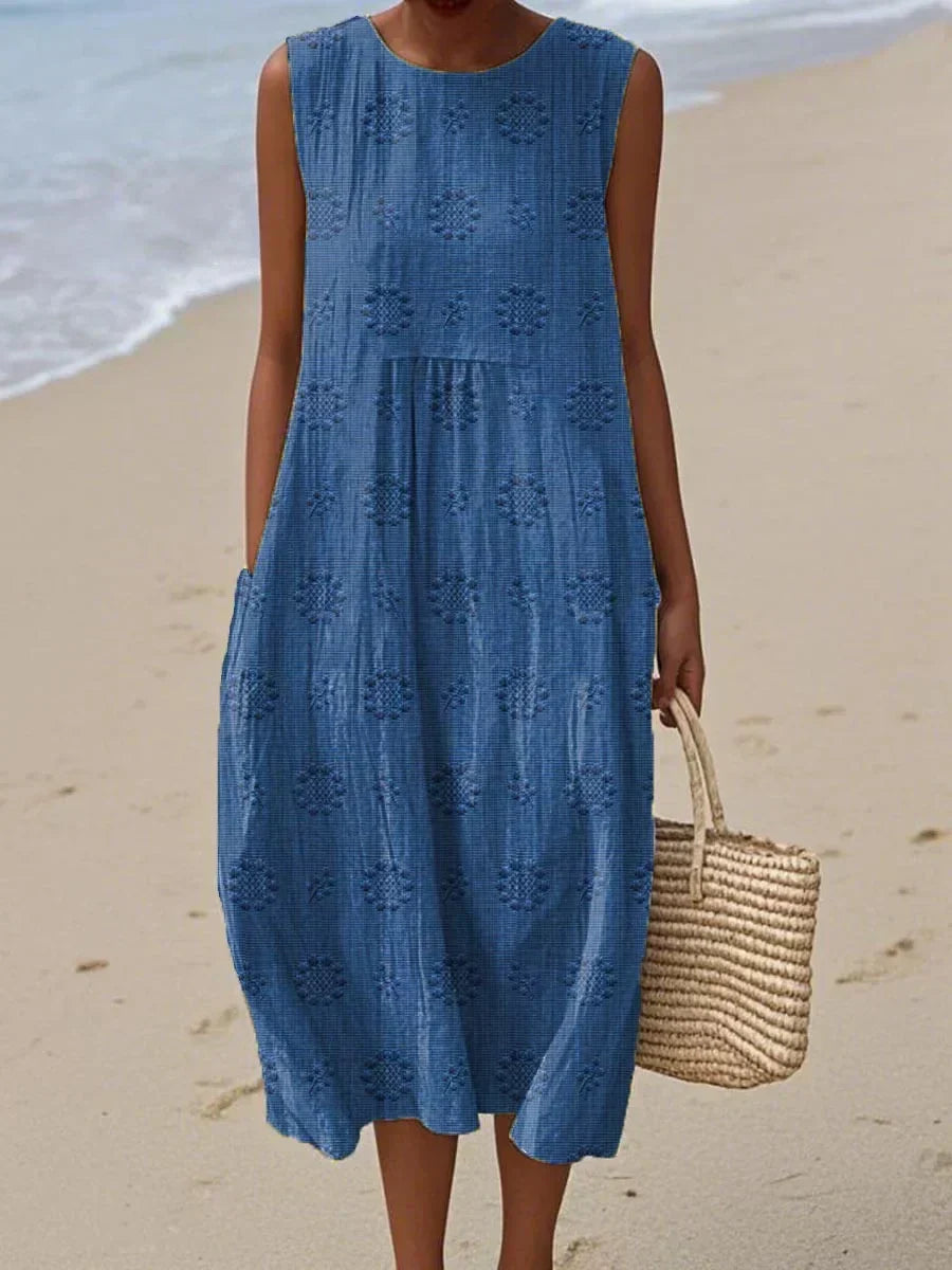 Women's Sleeveless Textured Midi Dress with Pockets
