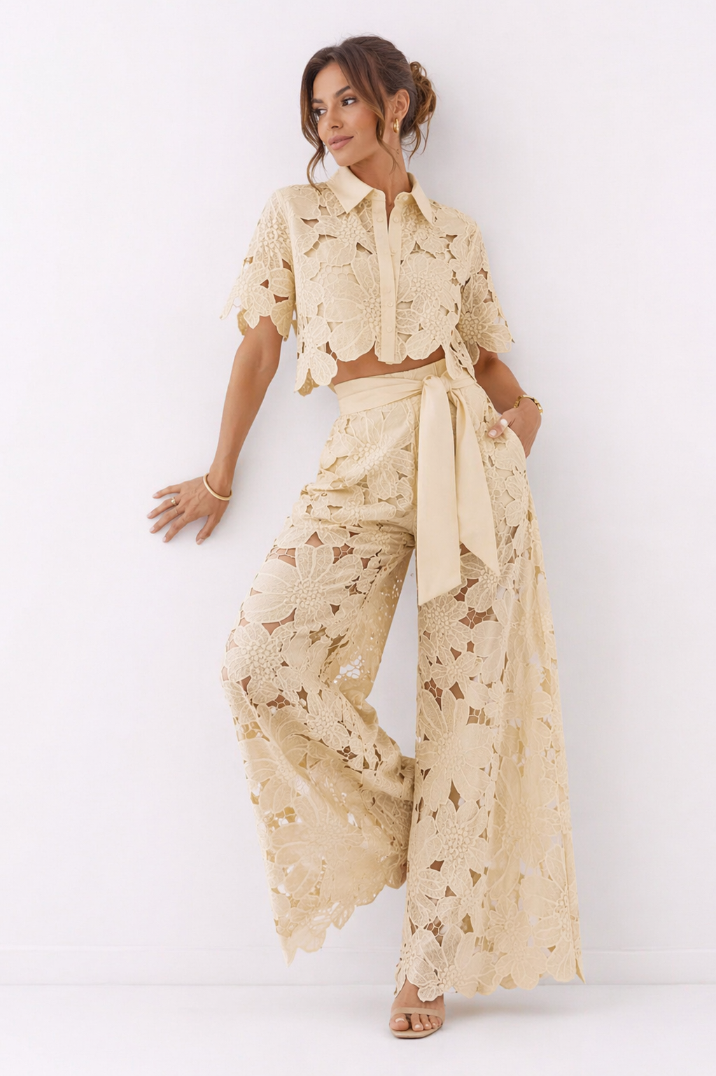 Women's Cropped Floral Lace Blouse Shirt Collar Short Sleeve