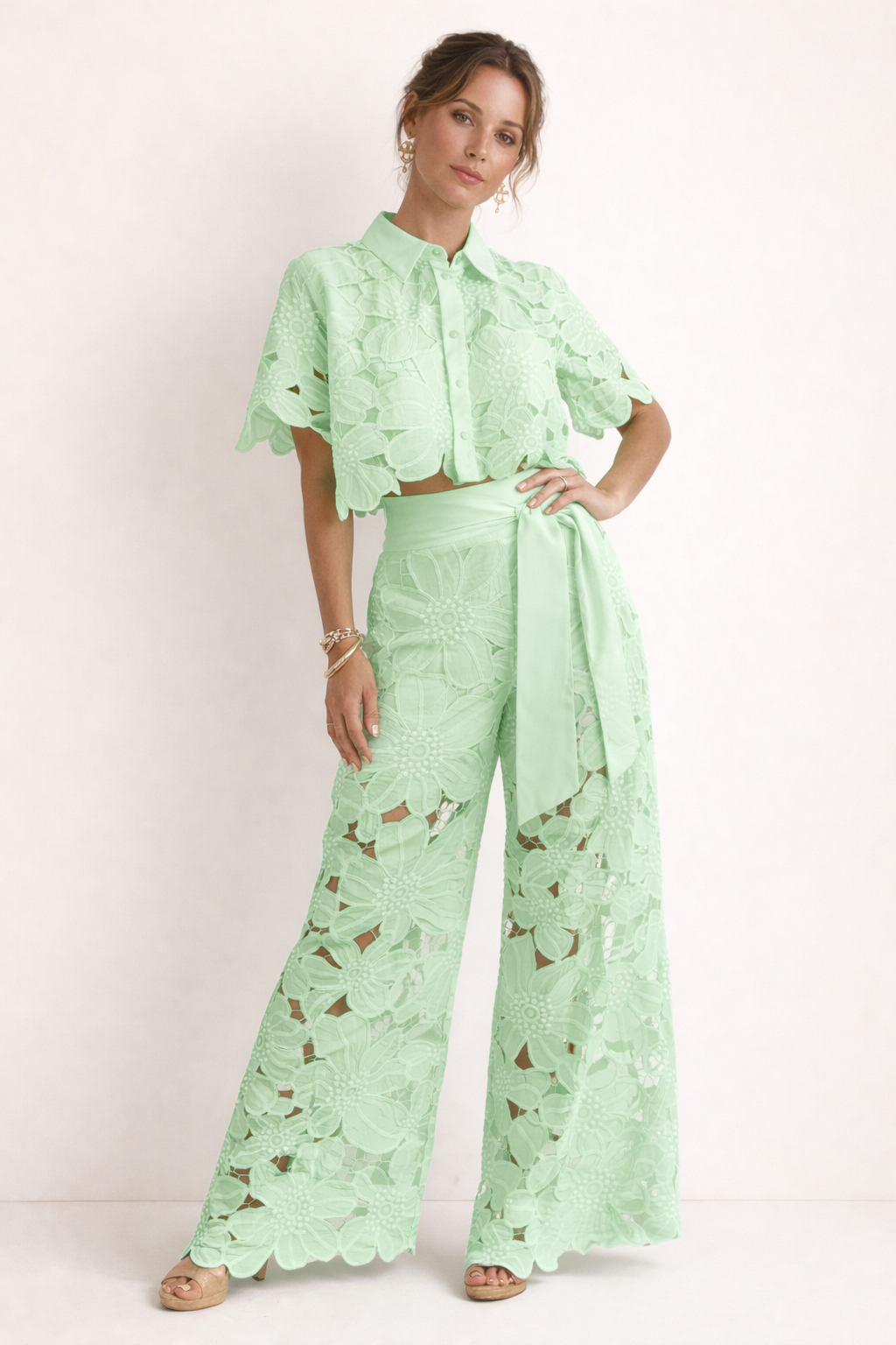Women's Cropped Floral Lace Blouse Shirt Collar Short Sleeve