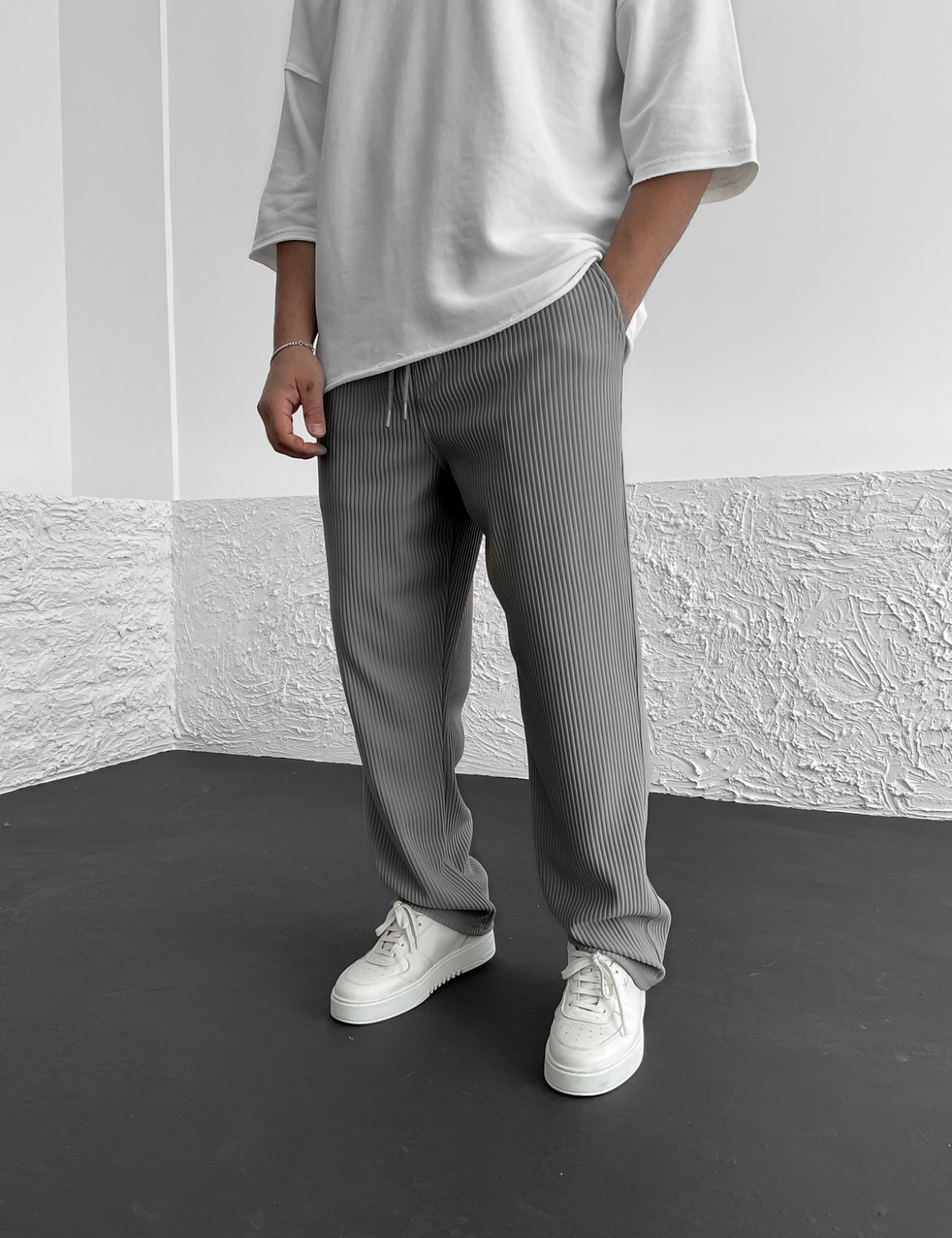 Men's Relaxed Fit Straight Leg Trousers - Ribbed Texture