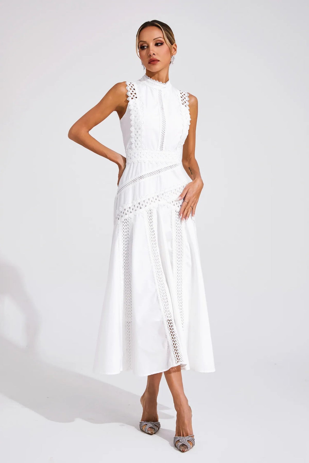 Women's Sleeveless Lace Midi Dress Intricate Detail and A-Line Silhouette