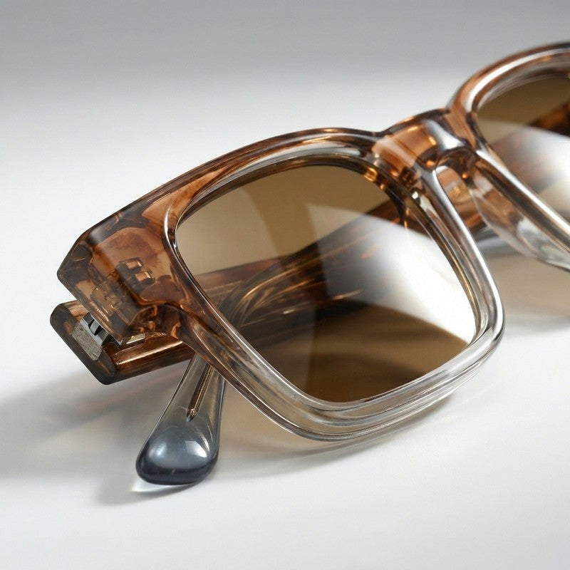 Women's Square Retro Polarized Sunglasses Tortoiseshell Accent and Lightweight Frame