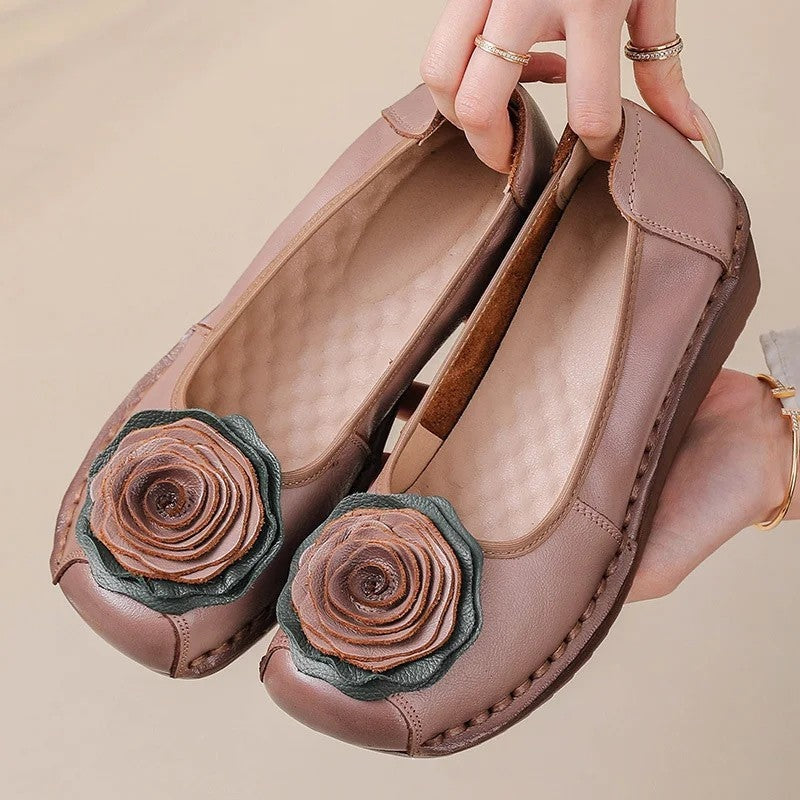 Women's Floral Appliqué Comfort Loafers - Slip-On Flexible Sole